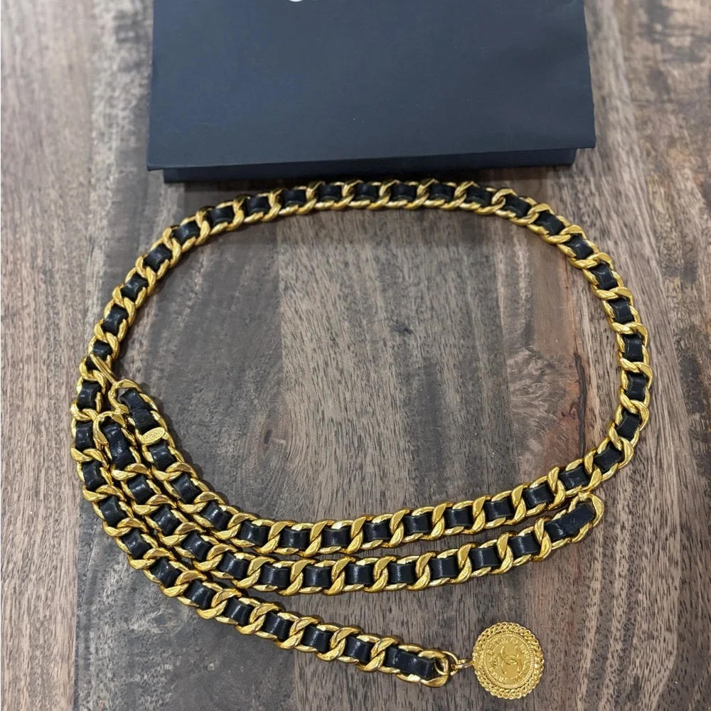 Authentic CHANEL CHUNKY Vintage 1994 belt gold leather 90cm